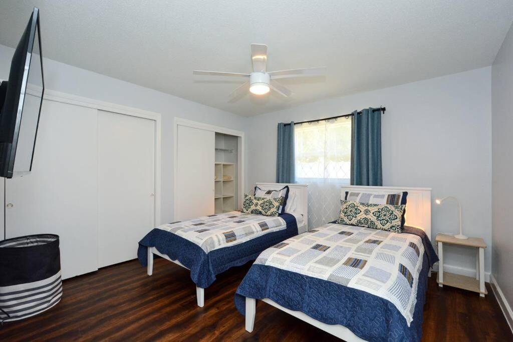 Cozy, Fido-Friendly Pool Home Just 4 Miles To The Beach! Venice Exterior photo